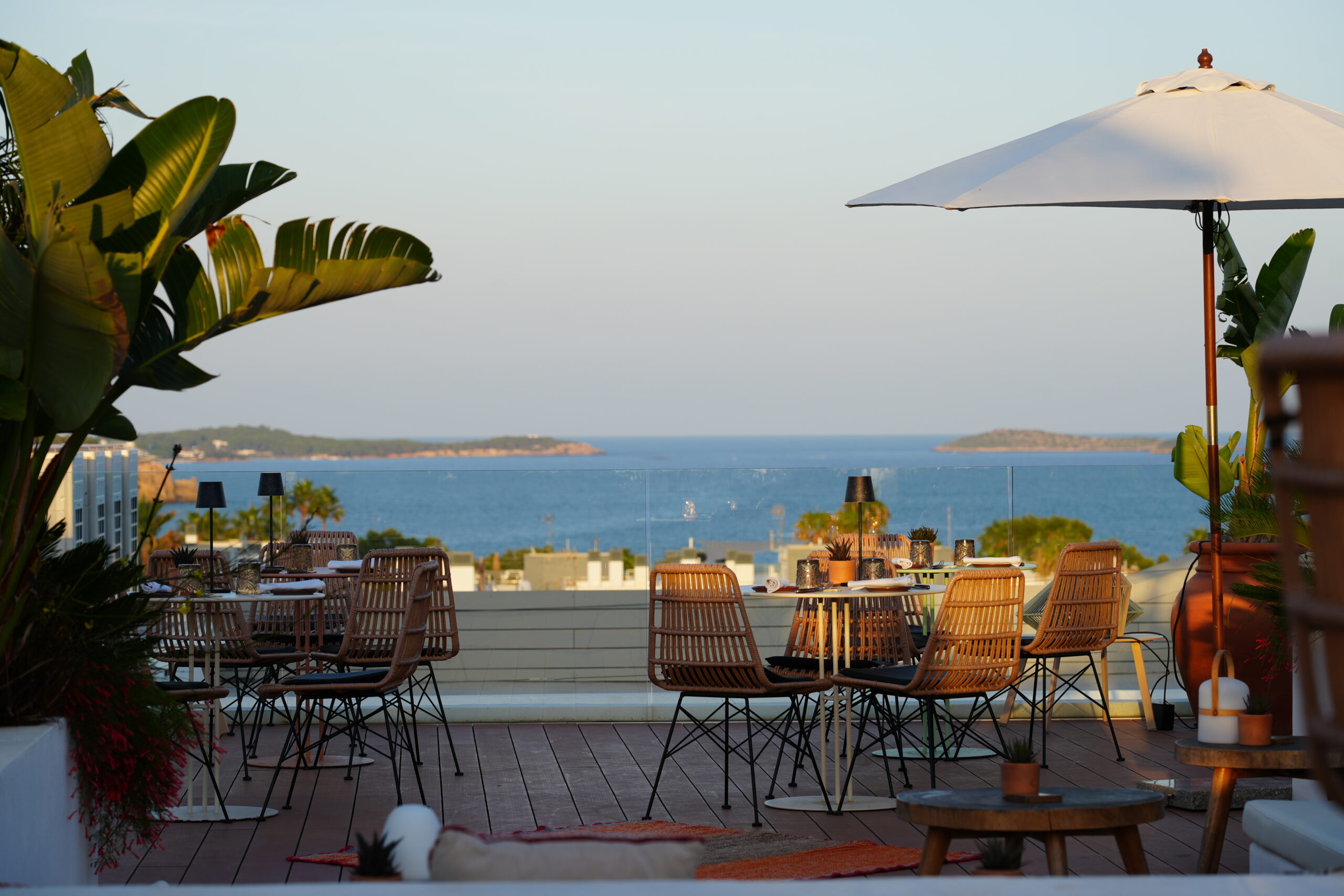 aguas-de-ibiza-2025-humo-restaurante aguas-de-ibiza-2025-humo-restaurante
